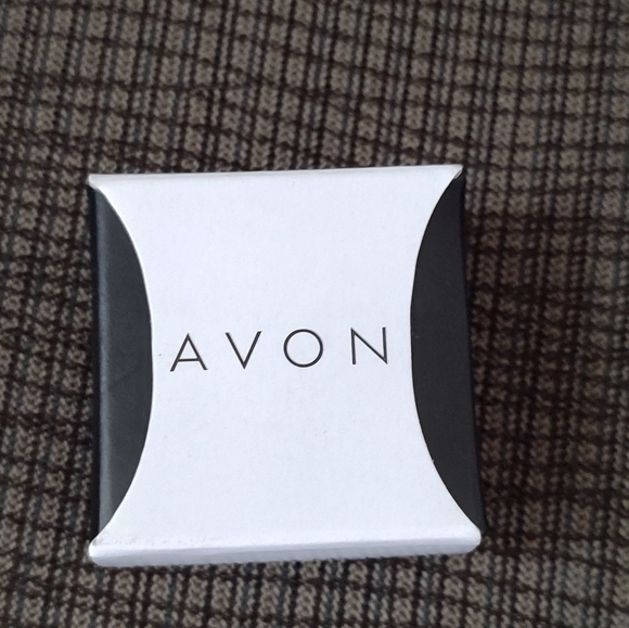 Avon Golden Egg Necklace and Earring Gift Set - Picture 6 of 7